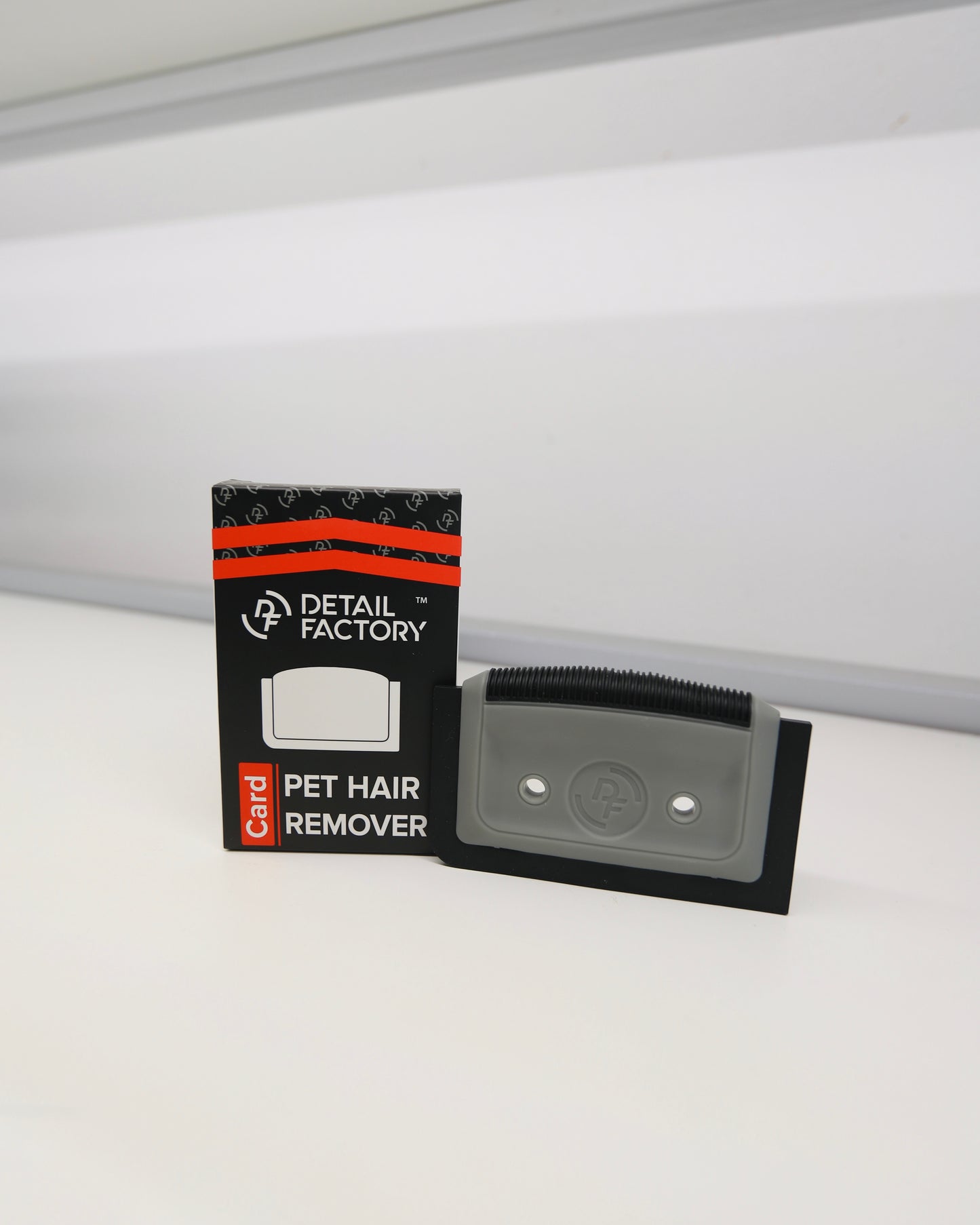 Detail Factory - Pet Hair Removal Card